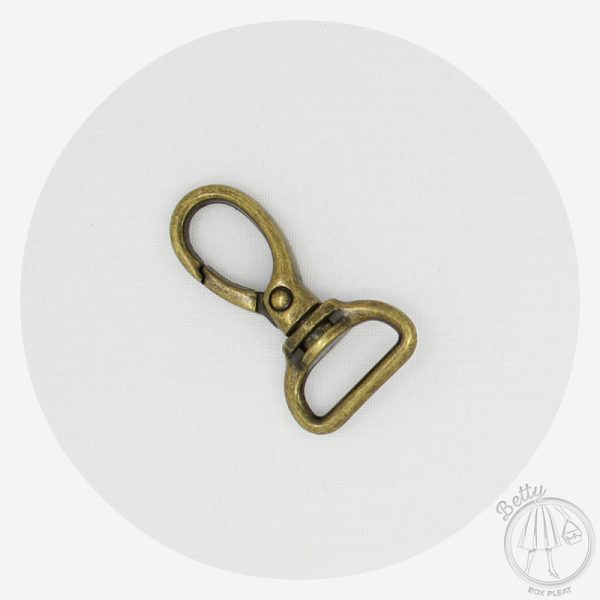 20mm (3/4in) Swivel Hook – Antique Brass – 10 Pack