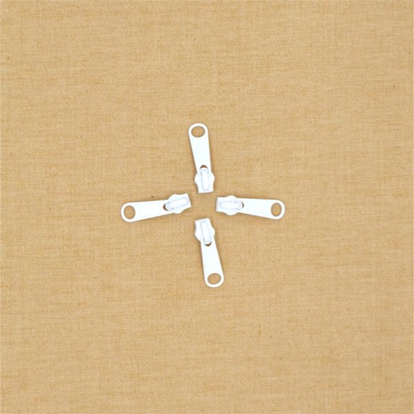 #5 YKK Zipper – White + 4 Pulls